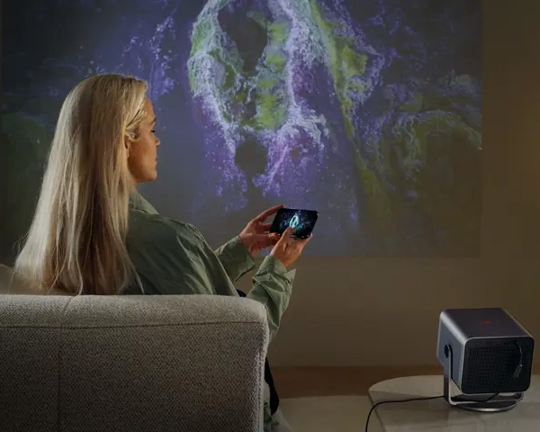 Ambient_Compact_Mobile_3840x2560px.jpg